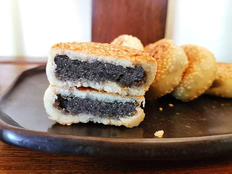 衢州衢式胡麻特产麻饼月饼素饼芝麻百果两份传统中式糕点