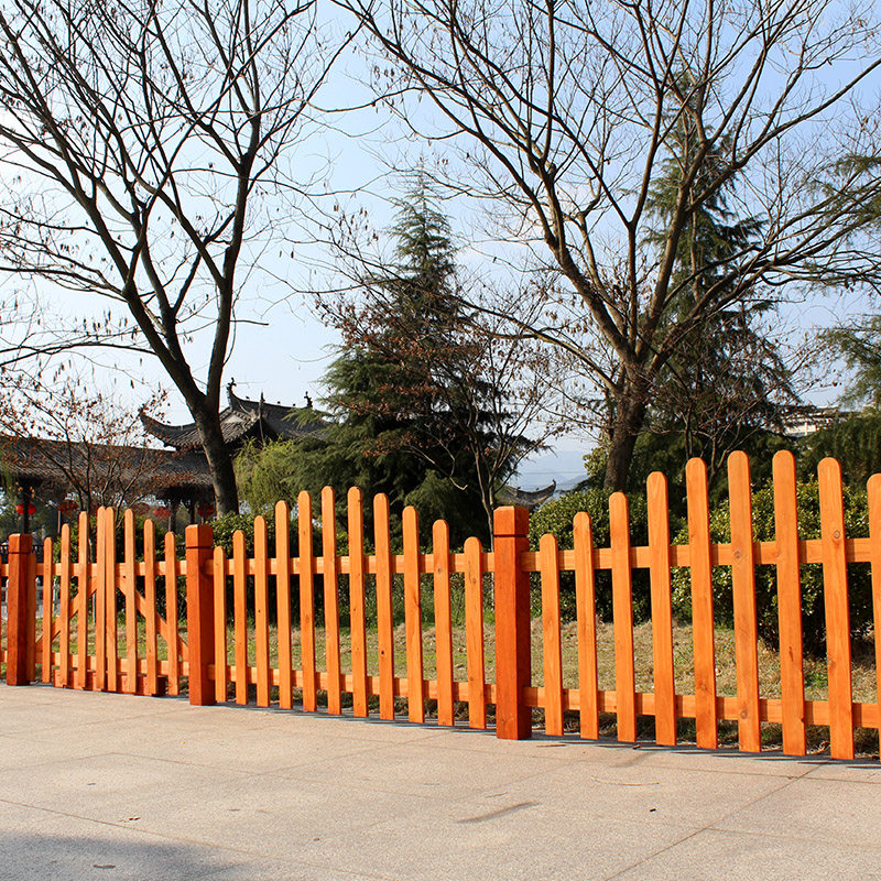 户外庭院院墙围栏防腐木栅栅栏木头花园护栏大型篱笆
