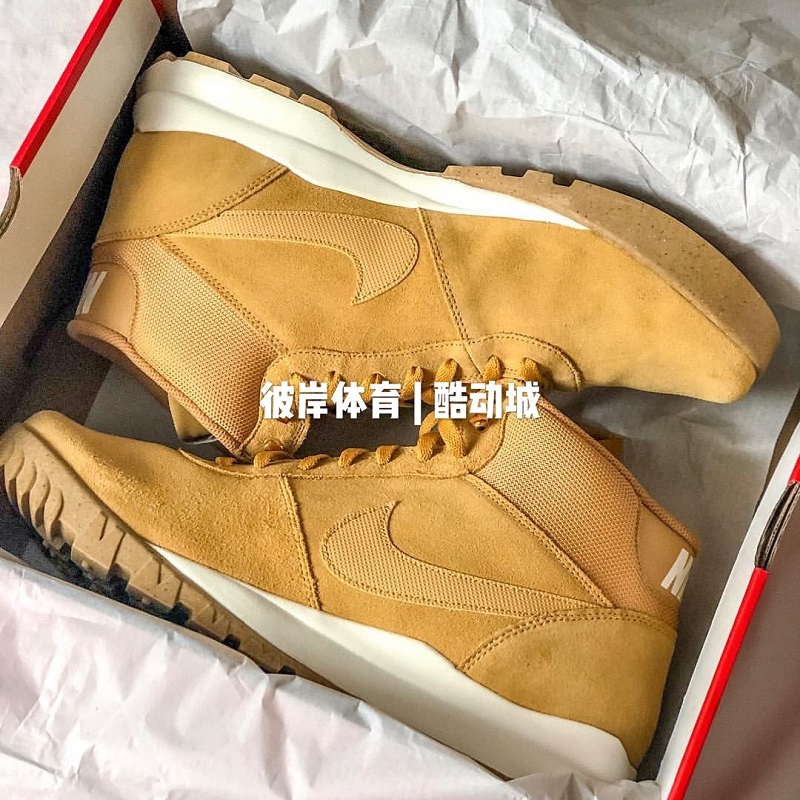 耐克 Nike Hoodland 男子秋冬翻毛皮户外耐磨休闲运动鞋 654888