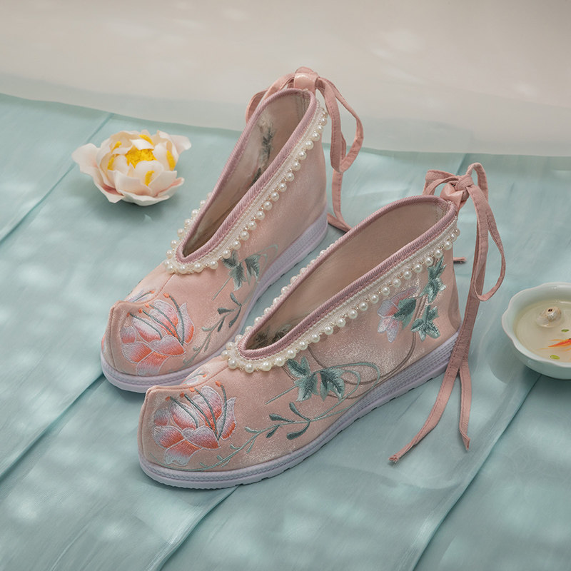 汉服鞋子搭配宋制女弓鞋古风串珠绣花鞋翘头淡雅布鞋