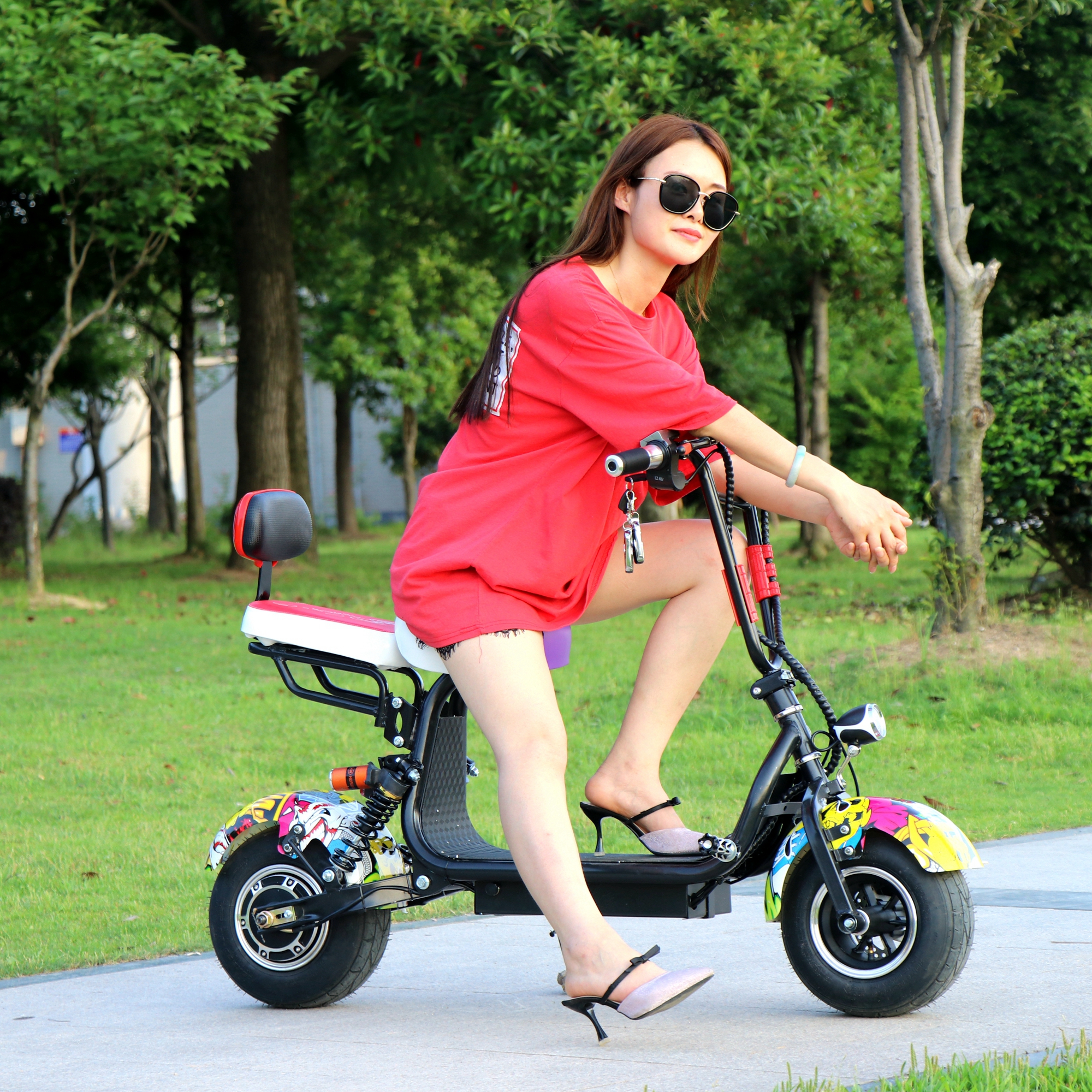 小哈雷电动车电动滑板车男女士双人代步迷你成人锂电池助力电瓶车