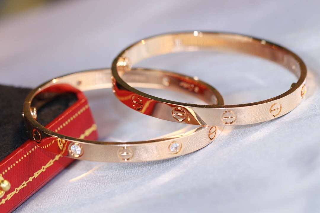 纯银玫瑰金女手镯18k经典love螺丝宽窄情侣手镯