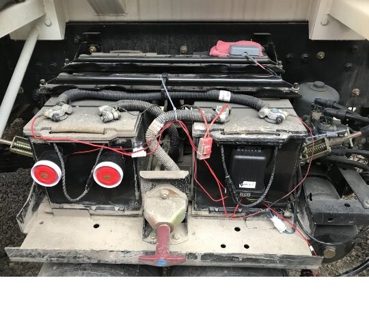 大货车油箱防盗报警器卡客车无线双感应汽车防偷油电瓶备胎防盗器