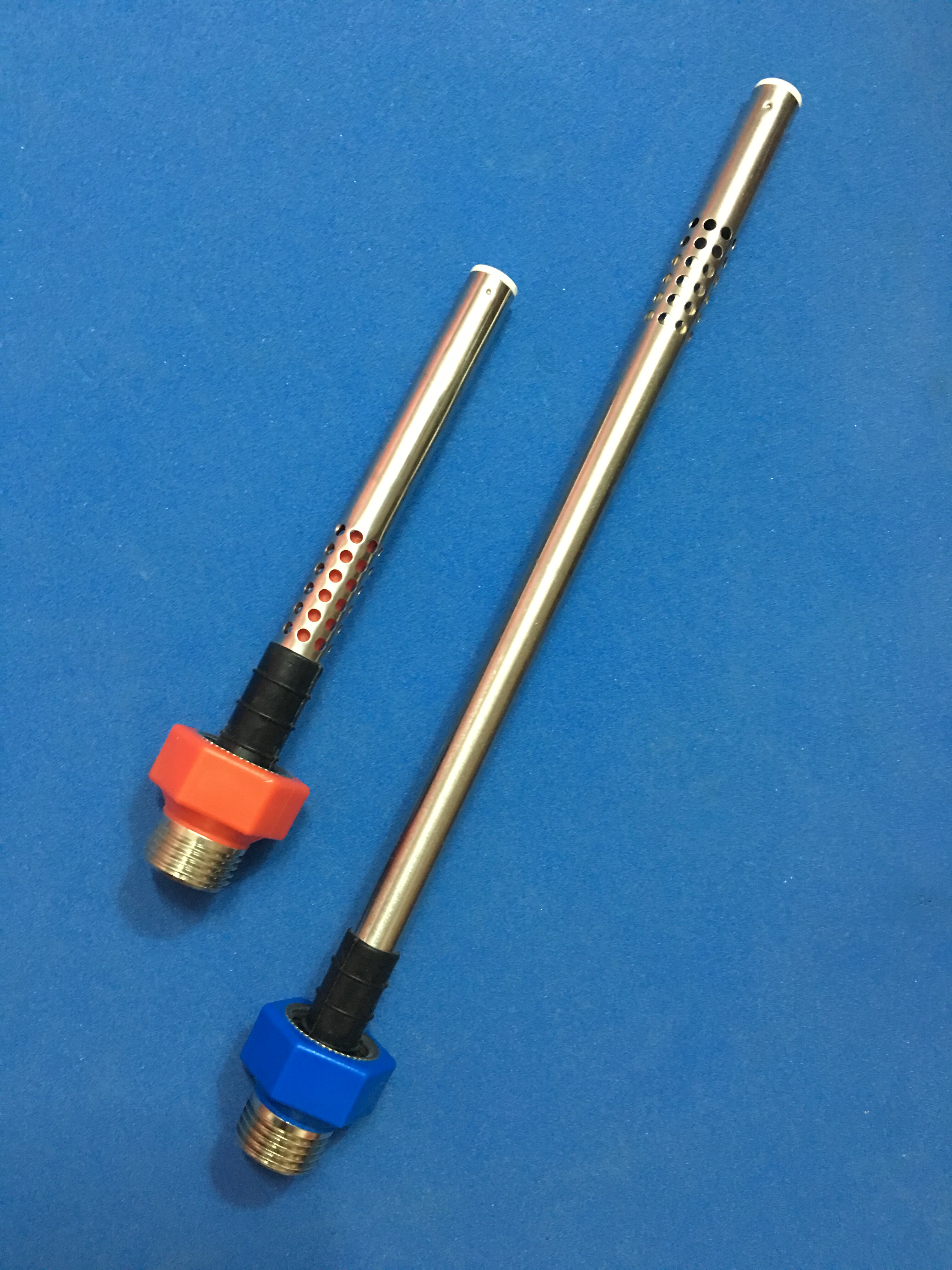 6l热水器红蓝冷热进出水管内置其它卫浴配件