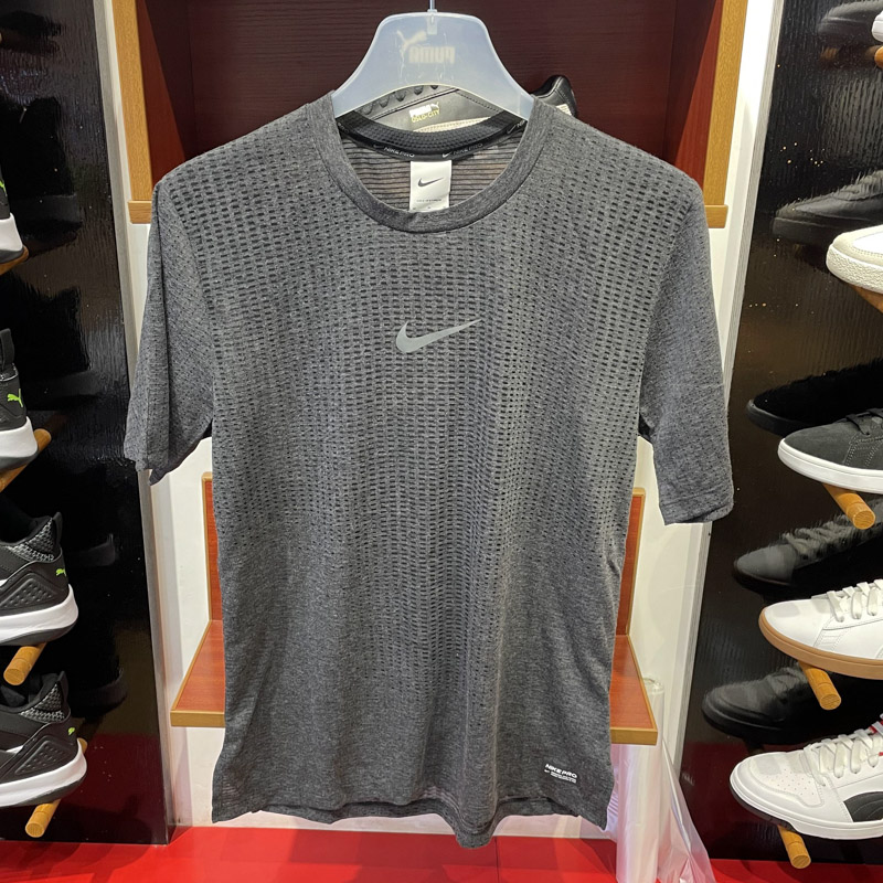 耐克男装2022夏新款训练运动休闲速干透气圆领短袖T恤 DD1704-010