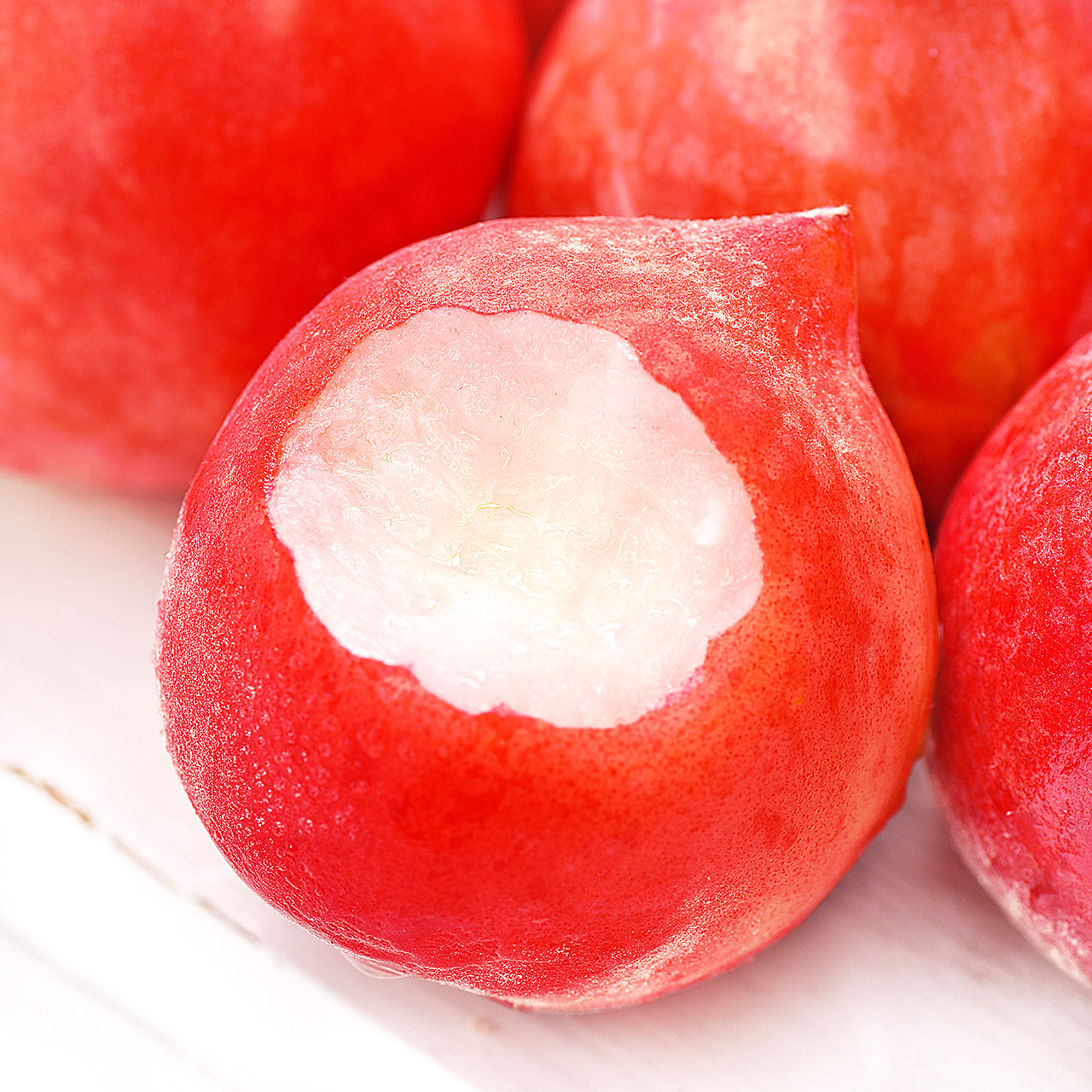 春雪水蜜桃5斤新鲜现摘应当当季孕妇水果脆甜桃