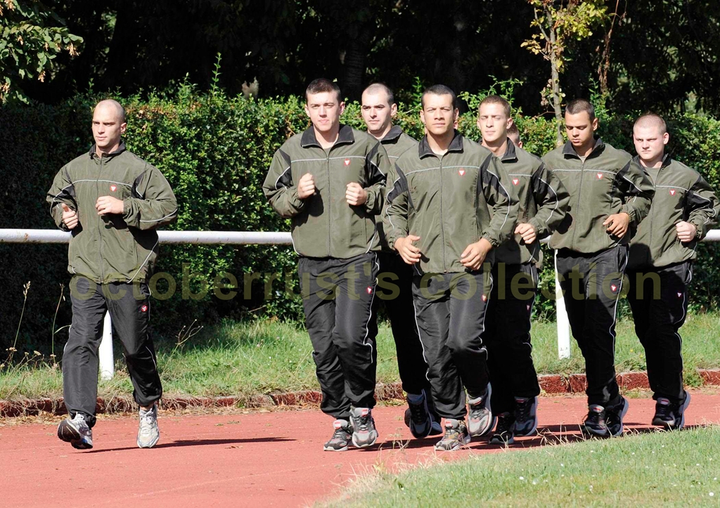 奥地利 陆军 军版 新款 体能训练服 套装