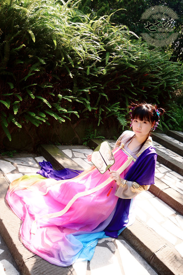 七七坊汉服华服隋唐制唐风中国风彩虹烫金渐变对襟齐胸襦裙套装