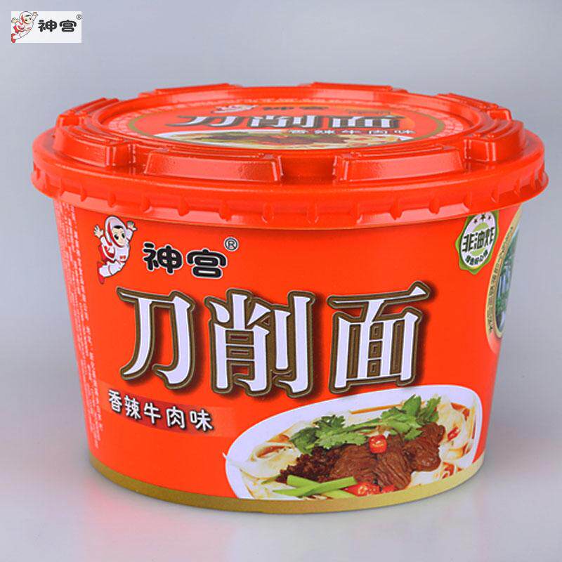 香辣牛肉味刀削面油炸方便面挂面拌面速食神宫冲泡方便面
