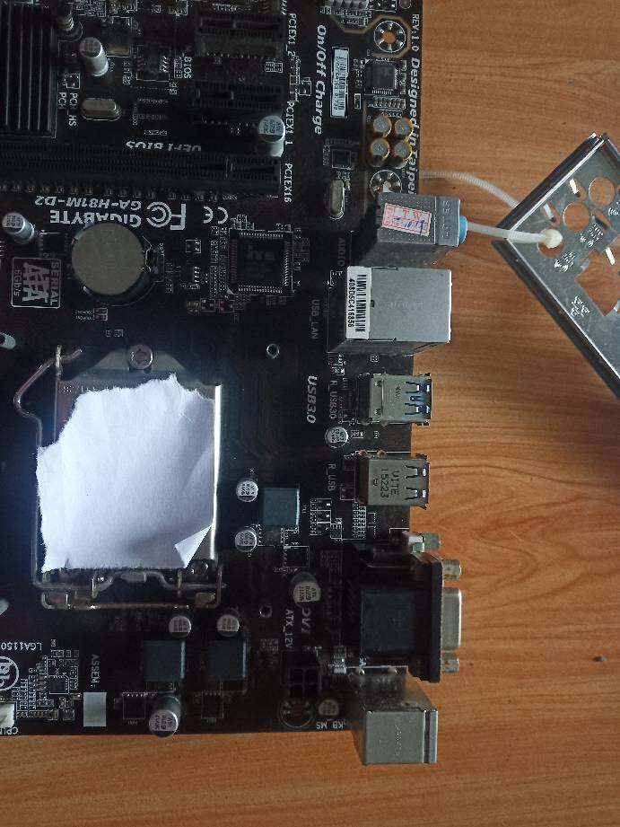 拆机技嘉ga-h81m-d2主板1150针ddr3集成小板支持i3主板