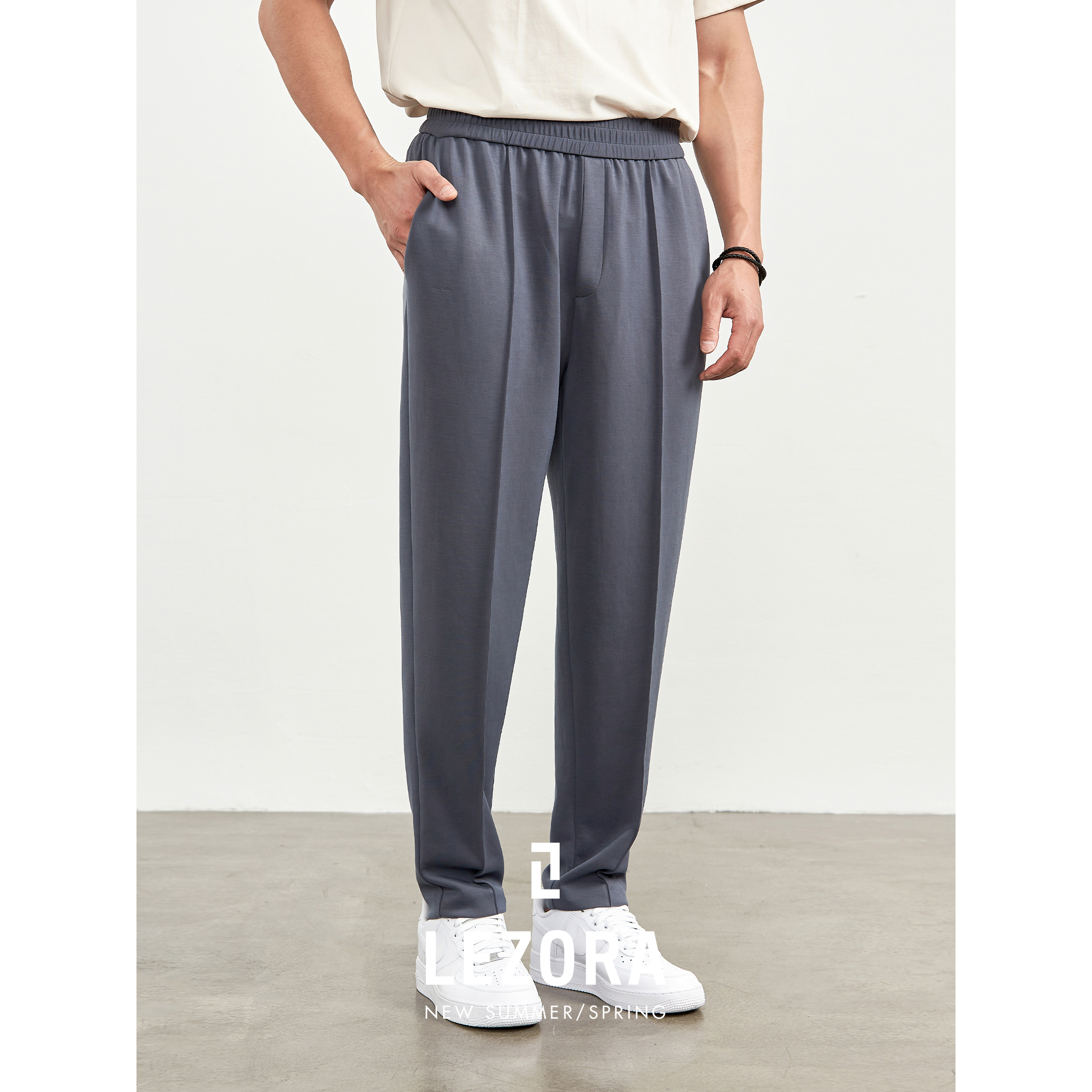 LEZORA 裸感体验！莫代尔空气层太空棉中缝锥形卫裤男