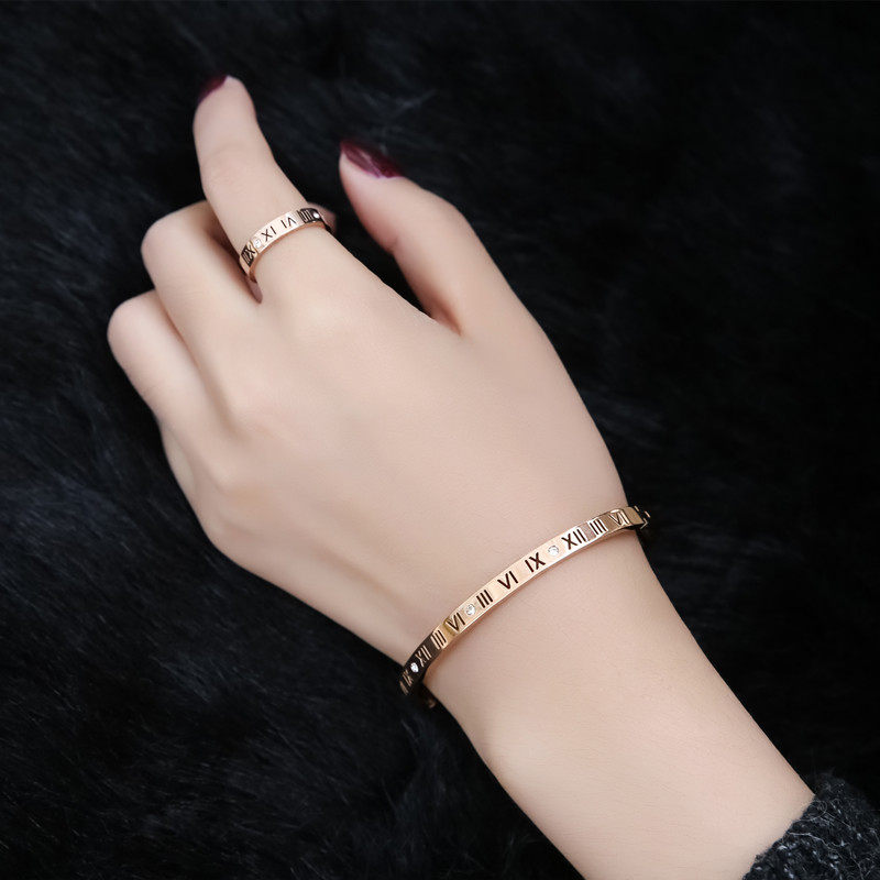 欧美数字钛钢手环简约百搭日韩手镯罗马欧美时手镯