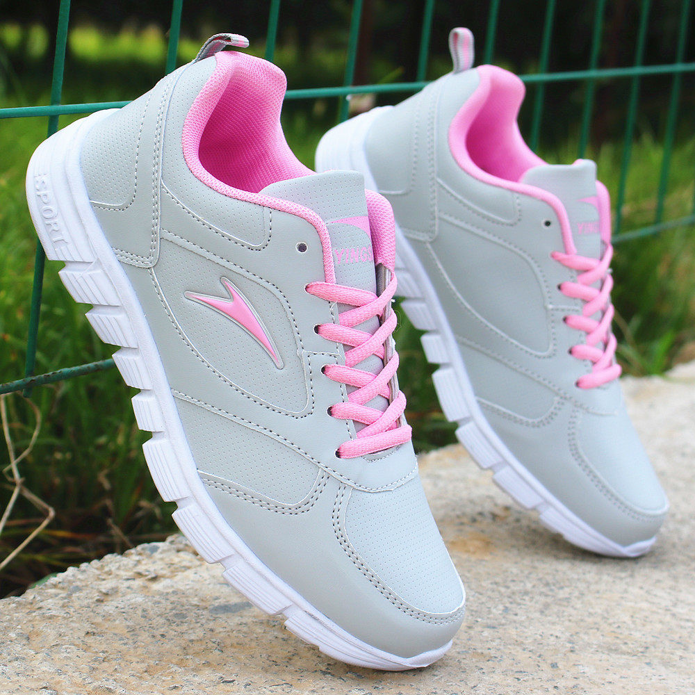 运动鞋女士防水2020春季新款平底皮面跑步鞋百搭轻便舒适单鞋波鞋