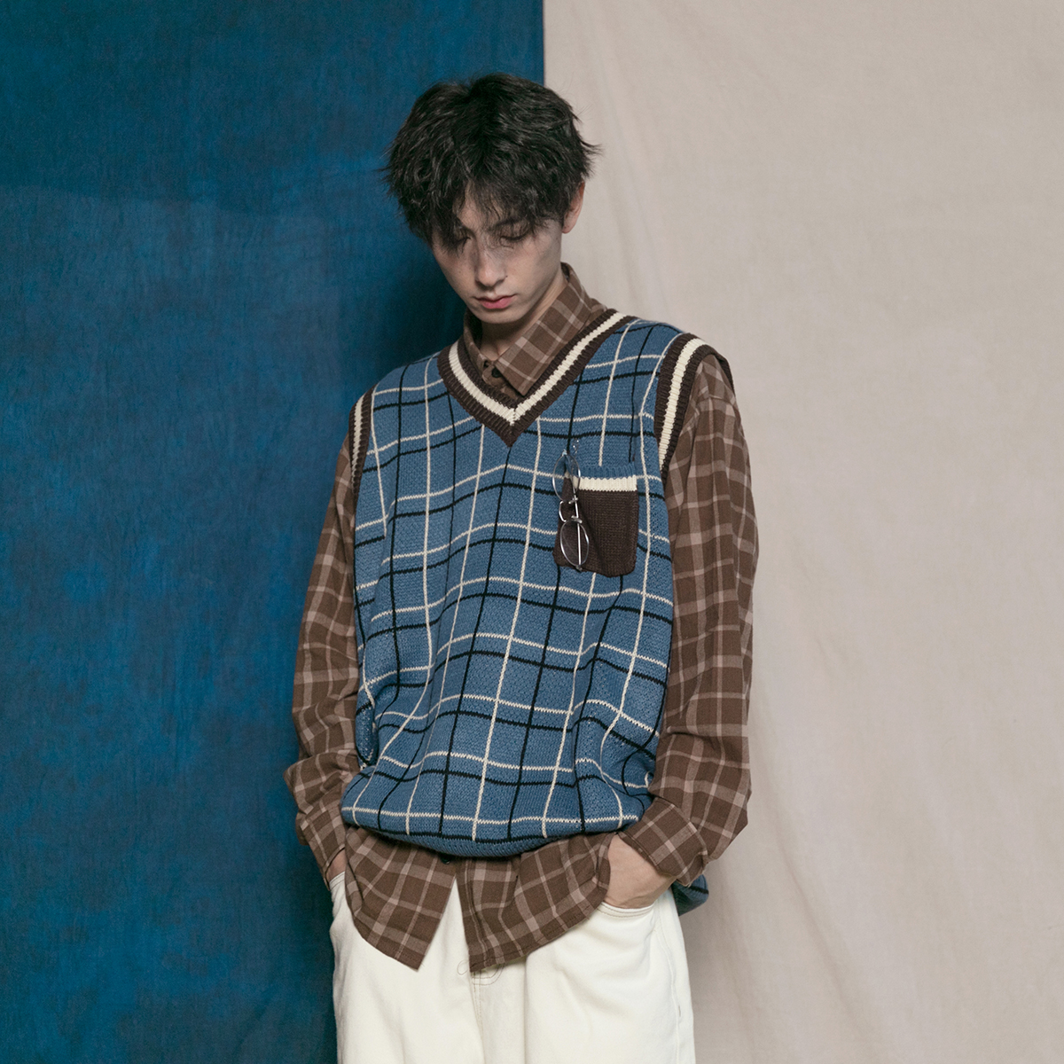 日系文艺复古格纹针织马甲背心潮人男女情侣百搭韩版格子毛衣春季