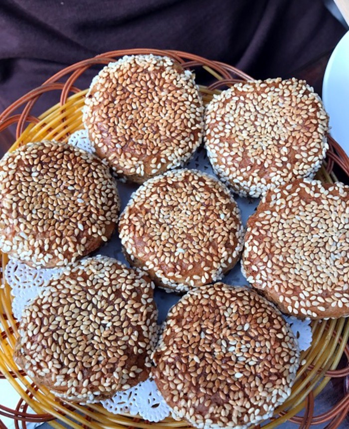 点心北京南门涮肉现烤烧饼麻酱芝麻饼老北京芝麻酱饼散装