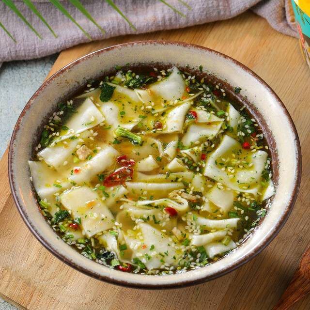 华味坊酸汤面叶藤椒面片手工方便面油炸桶装整箱冲泡方便面