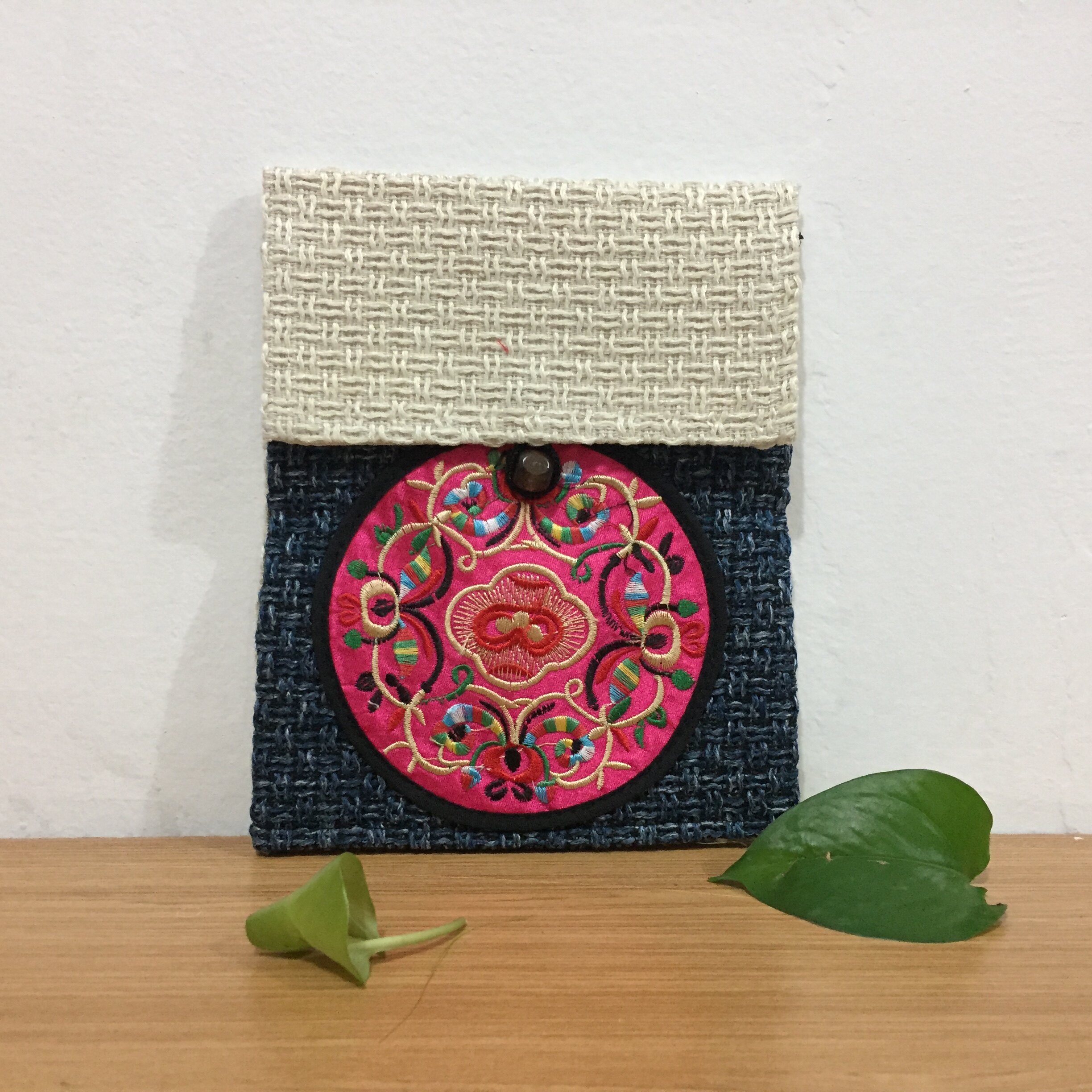 民族风手工亚麻复古绣花刺绣苗绣帆布四方布艺创意零钱包