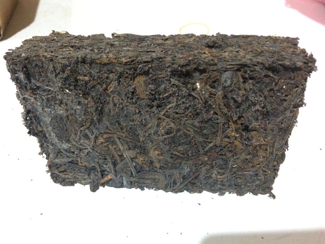茶砖老生云南普洱茶80年代虫屎古董绝版珍藏99元普洱