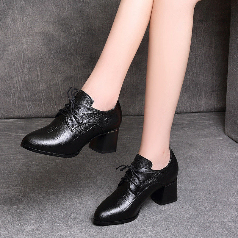 2020秋天天天大东新款尖头真皮系带皮鞋女粗单鞋