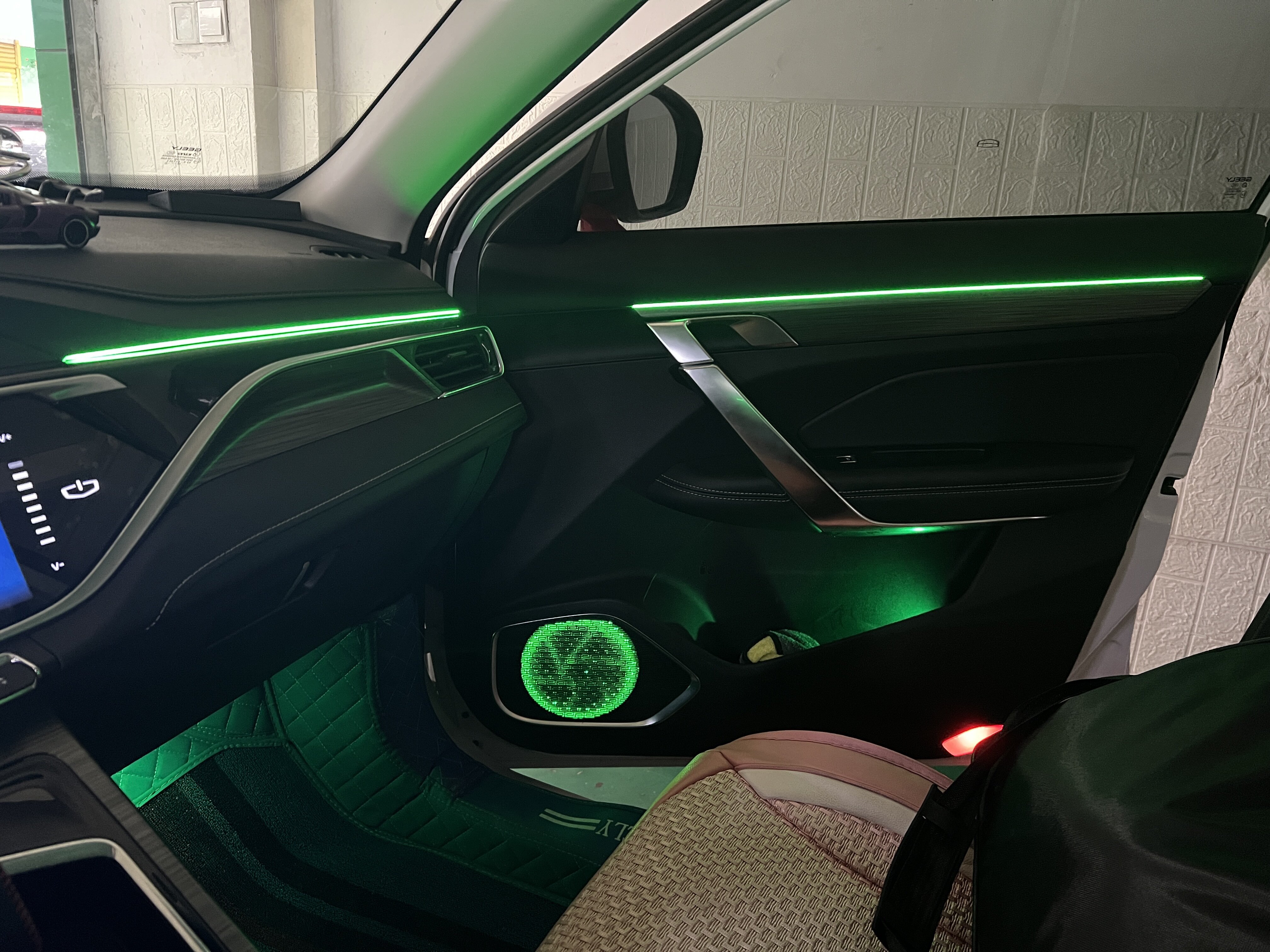 适用于gl气氛64色声控炫彩缤越缤瑞gs吉利汽车氛围灯