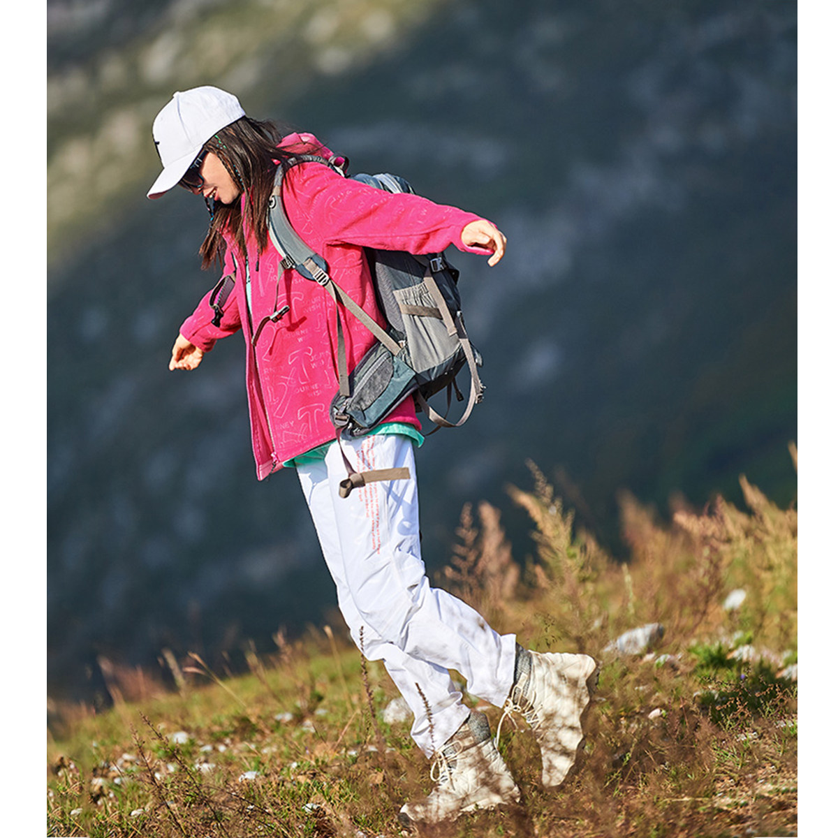 北京森林户外原创压花旅行连帽保暖抓绒衣