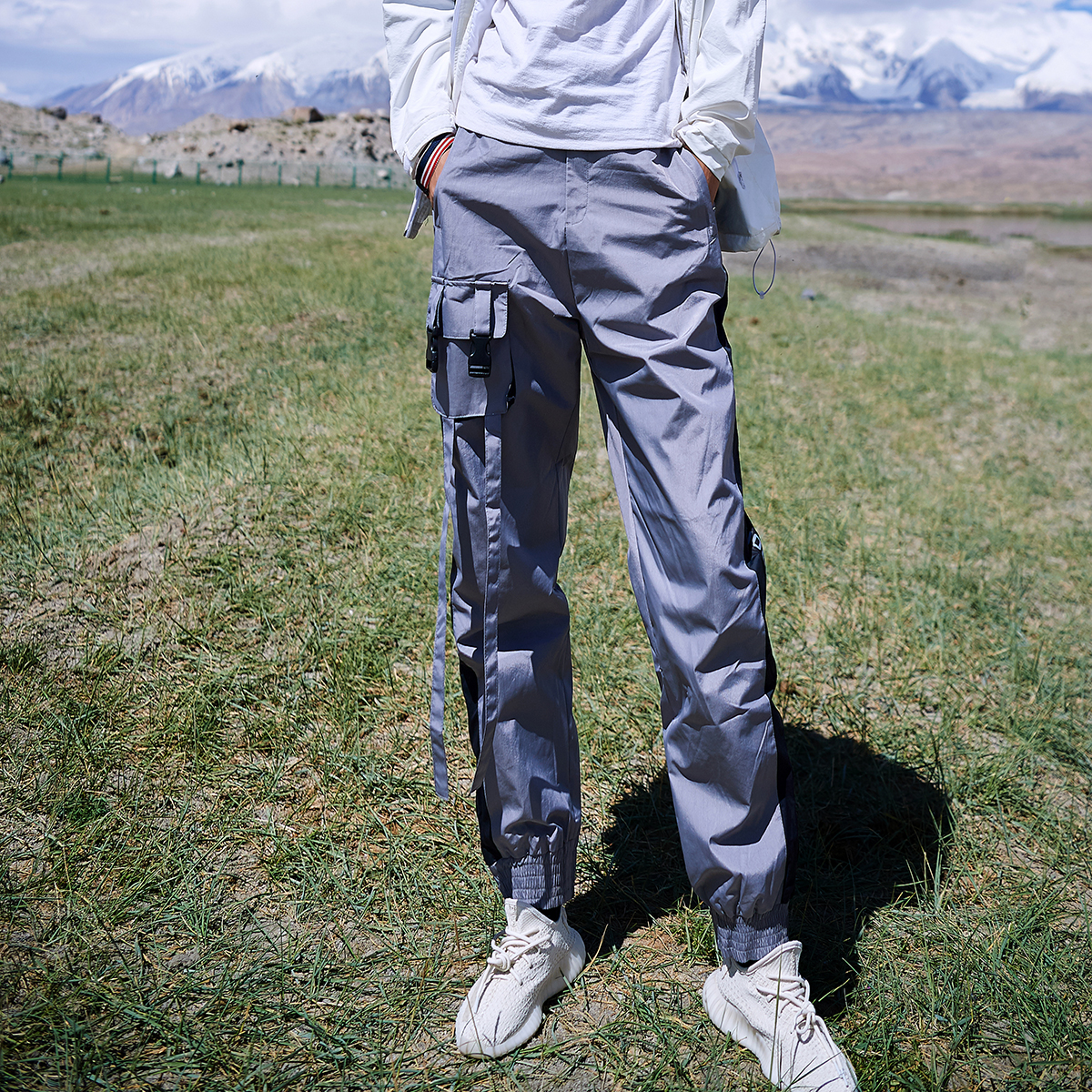 北京森林户外运动秋冬新品原创潮牌专业高防风防水透气冲锋裤冬女