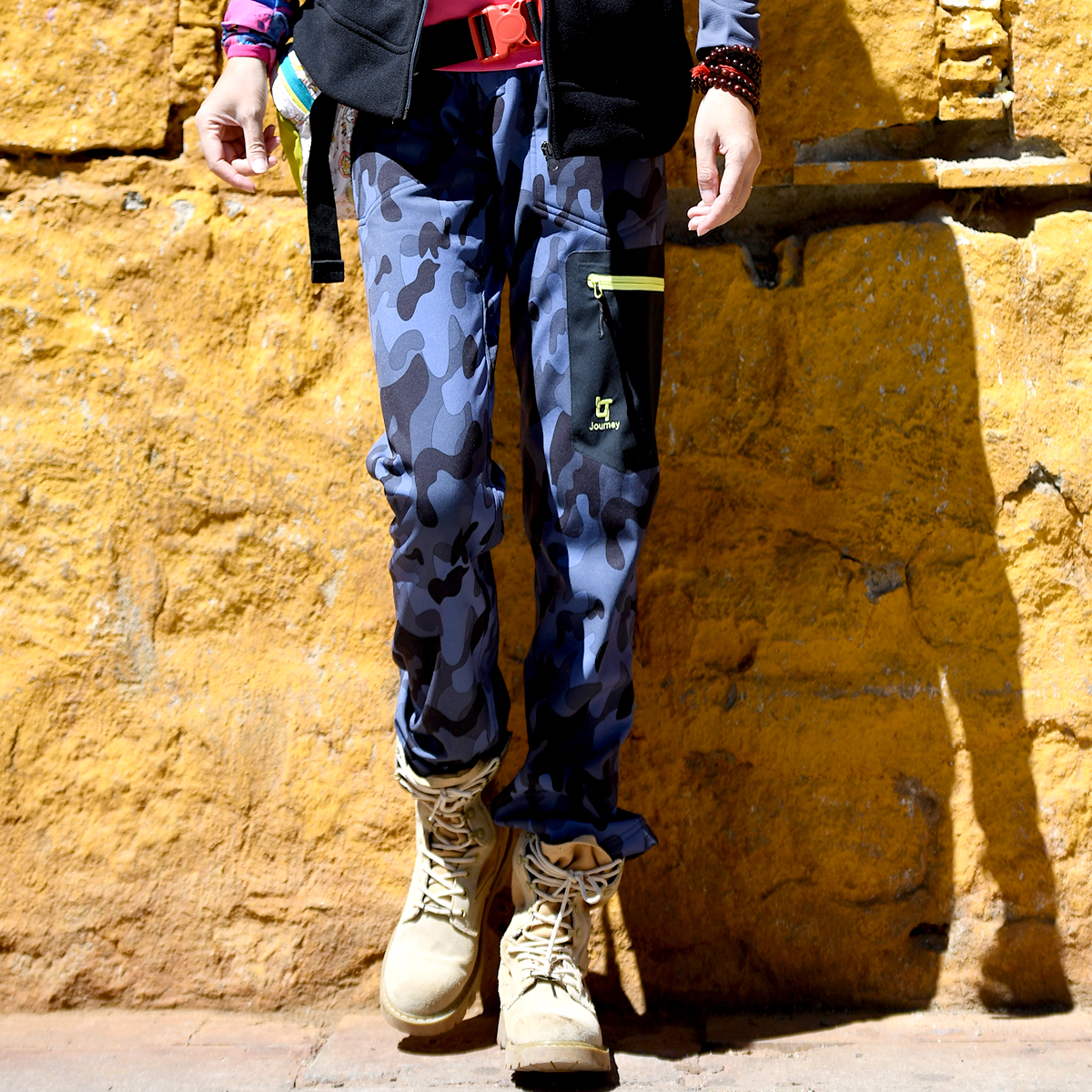 北京森林户外冬季防风保暖抓绒迷彩防泼水透气软壳冲锋裤加厚男女