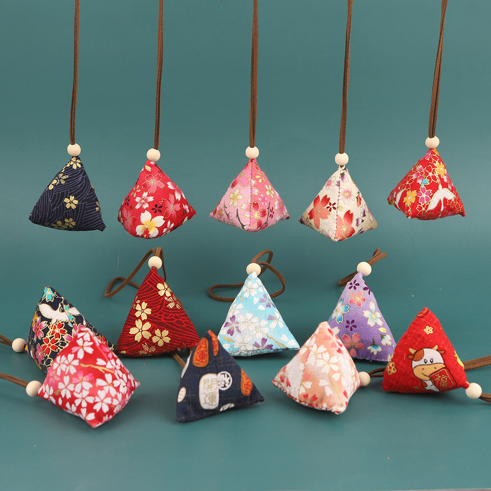 端午节艾叶和风粽子香包防疫香囊礼物随身公司香包