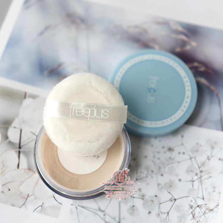 官授日本嘉娜宝freeplus芙丽芳丝亮肤蜜粉散粉8g光控蜜粉