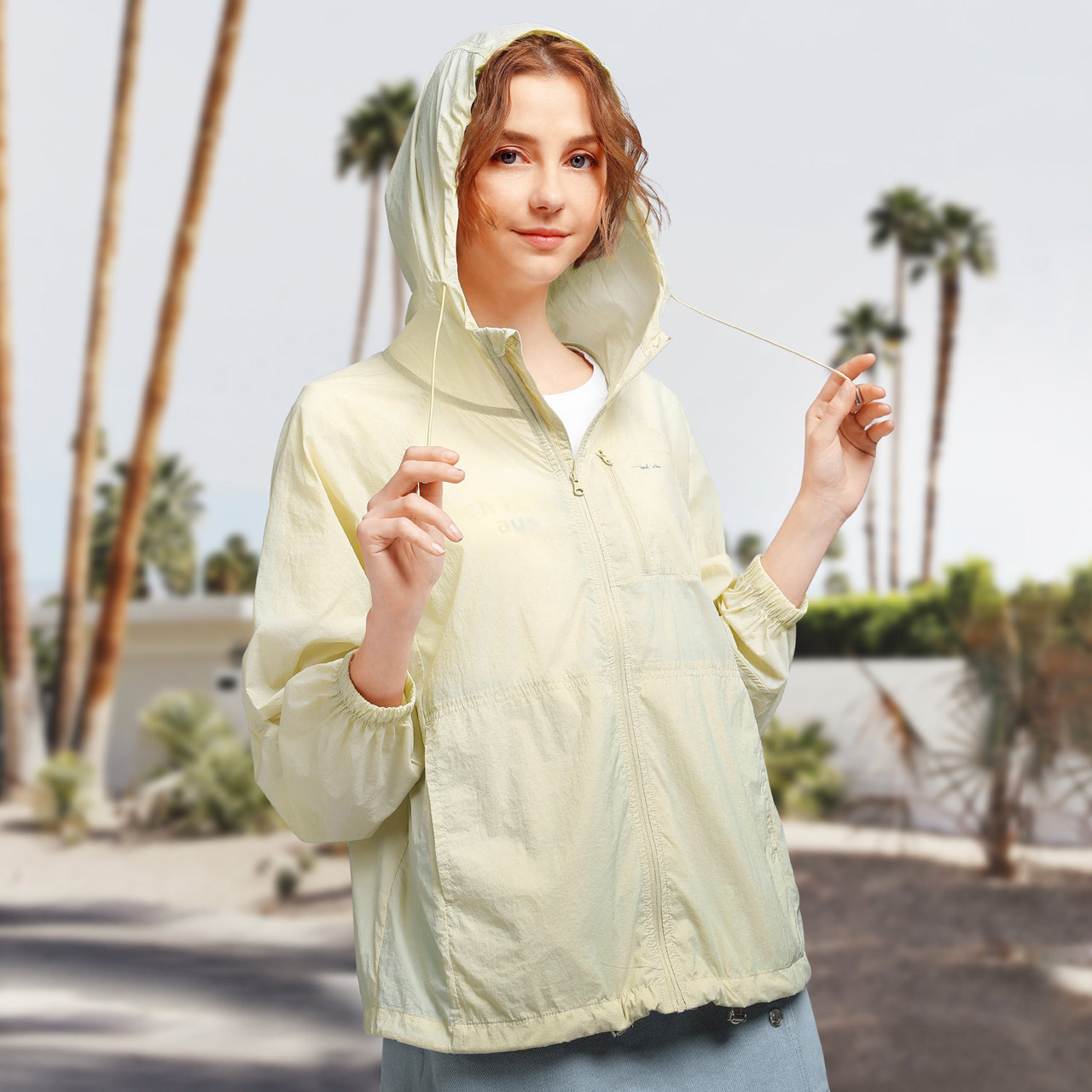 骆驼户外皮肤衣女轻薄透气时尚休闲防晒衣服连帽防晒衣
