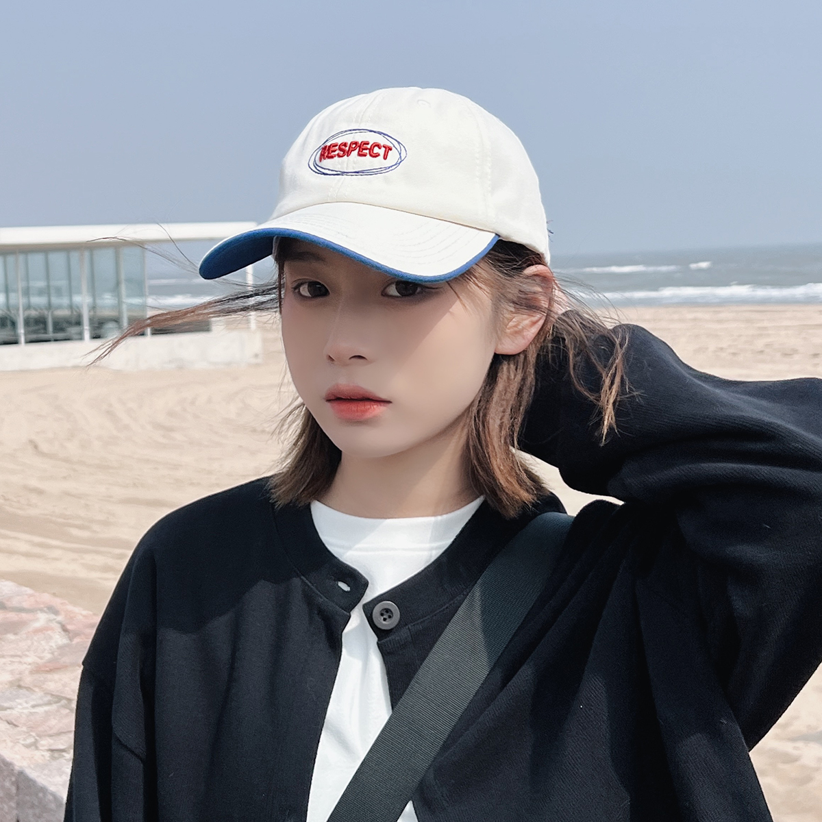 韩版撞鸭舌帽子女春夏季百搭带子字母刺绣棒球帽防晒帽子