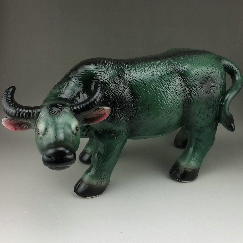 景德镇陶瓷大青牛风水雕塑水牛古典艺术摆件家居玄关客厅装饰招财