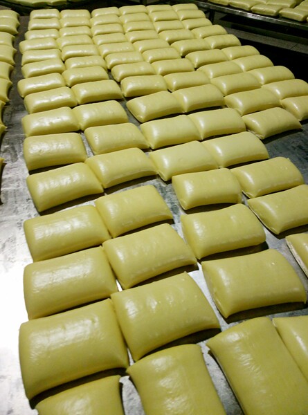 闽北松溪火锅年糕黄粿黄小吃农家正宗特产米果年糕