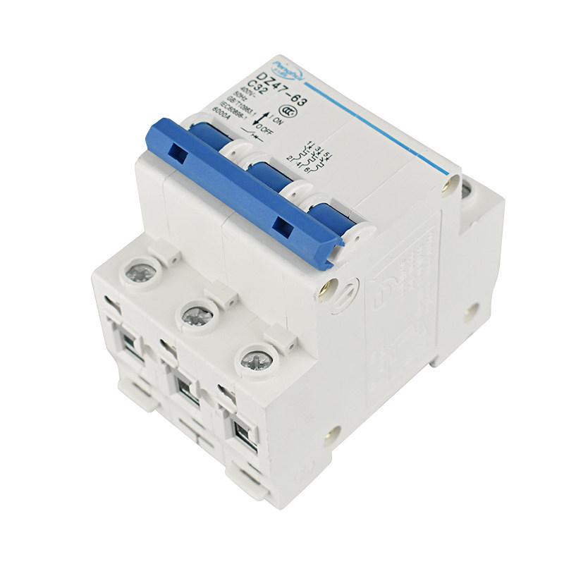 浙江鹏辉dz47-63c32小型低压短路电闸1p2p3p空气开关