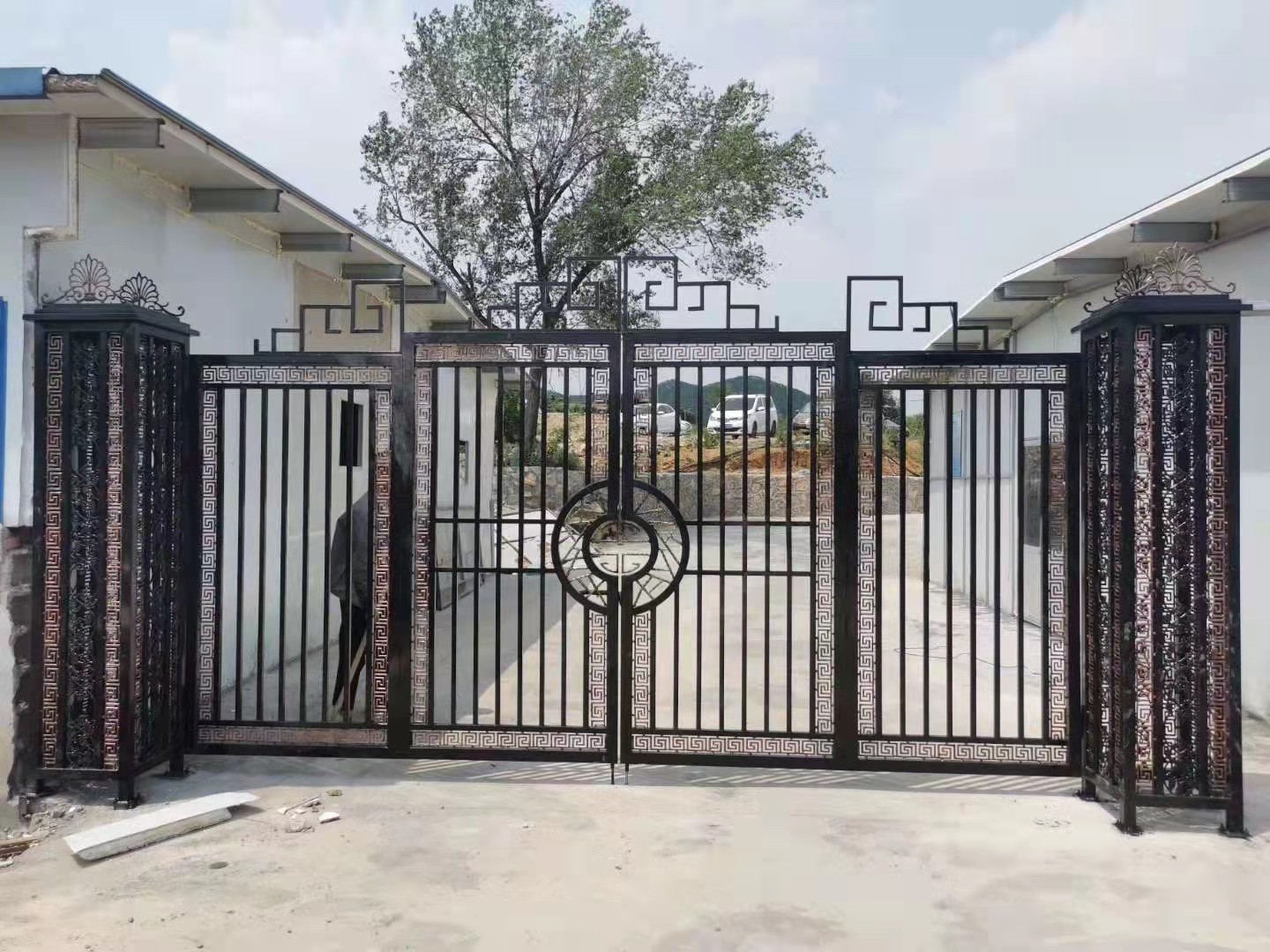 定制铁艺大门庭院院门农村别墅欧式艺术门锌庭院门