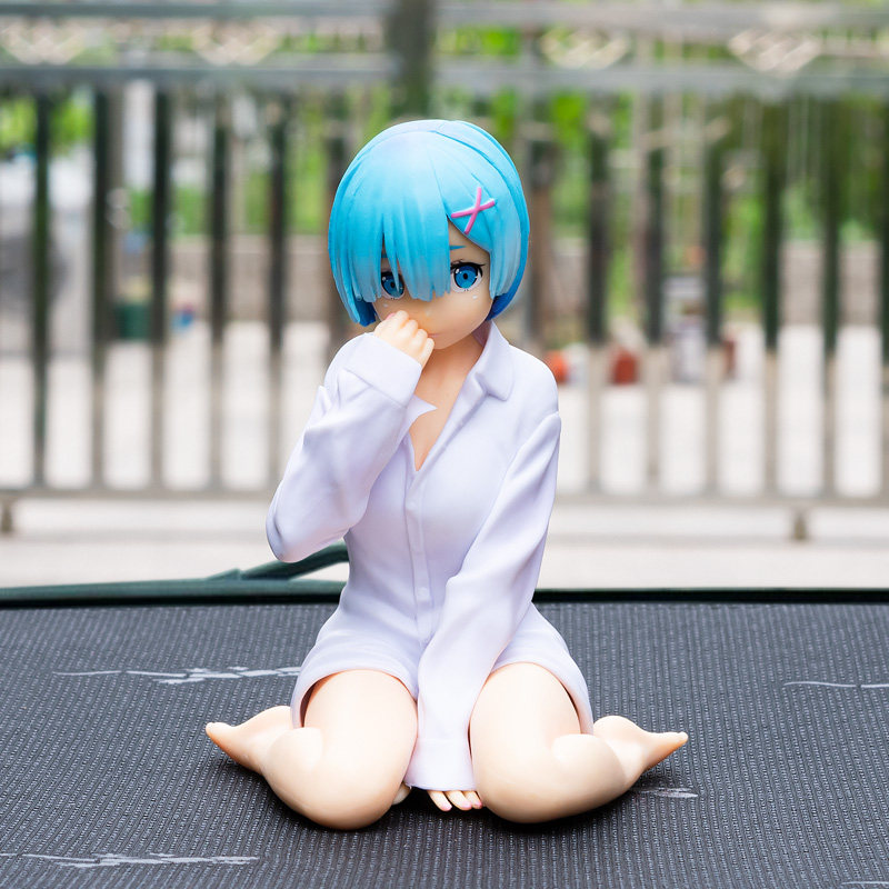 摆件蕾姆手办二次元中控汽车创意动漫性感美女车内摆件