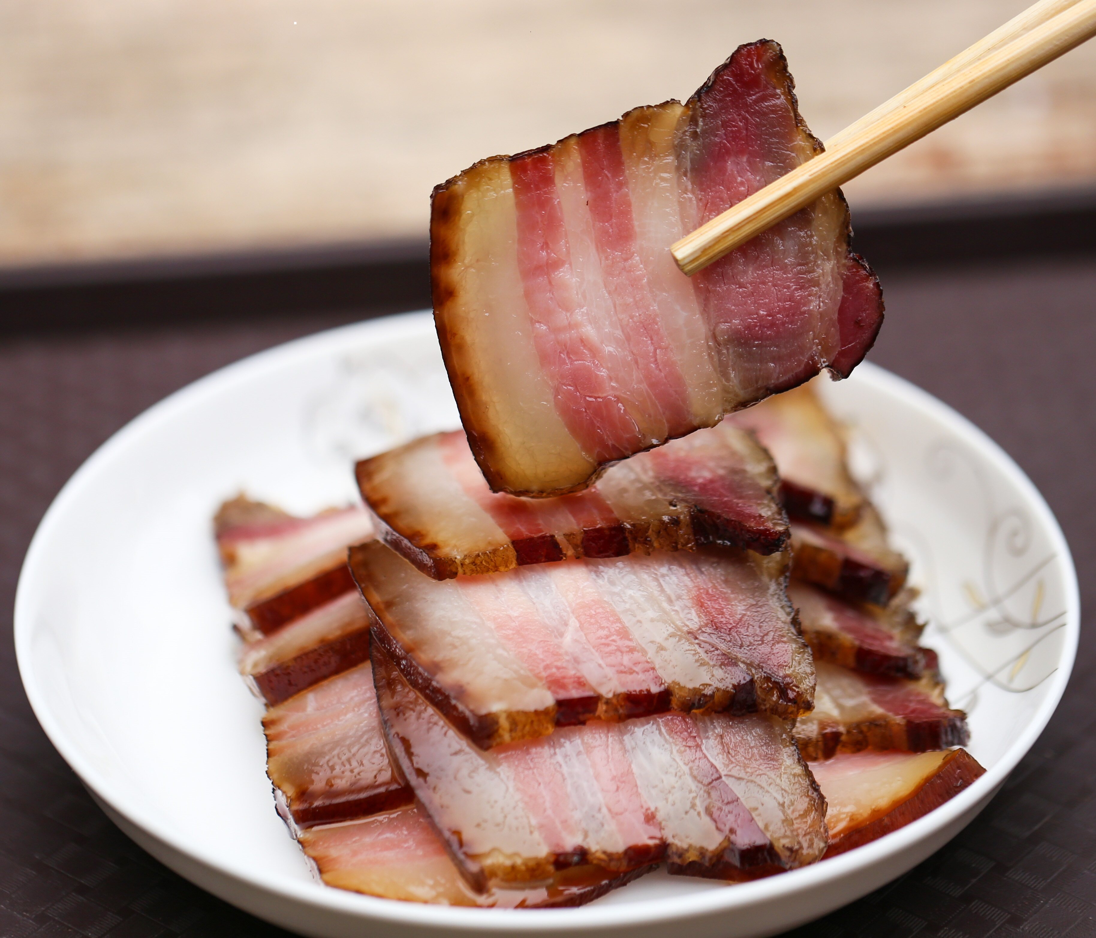 四川峨眉深山祥国强国食品特产每块烟熏腊肉腌肉