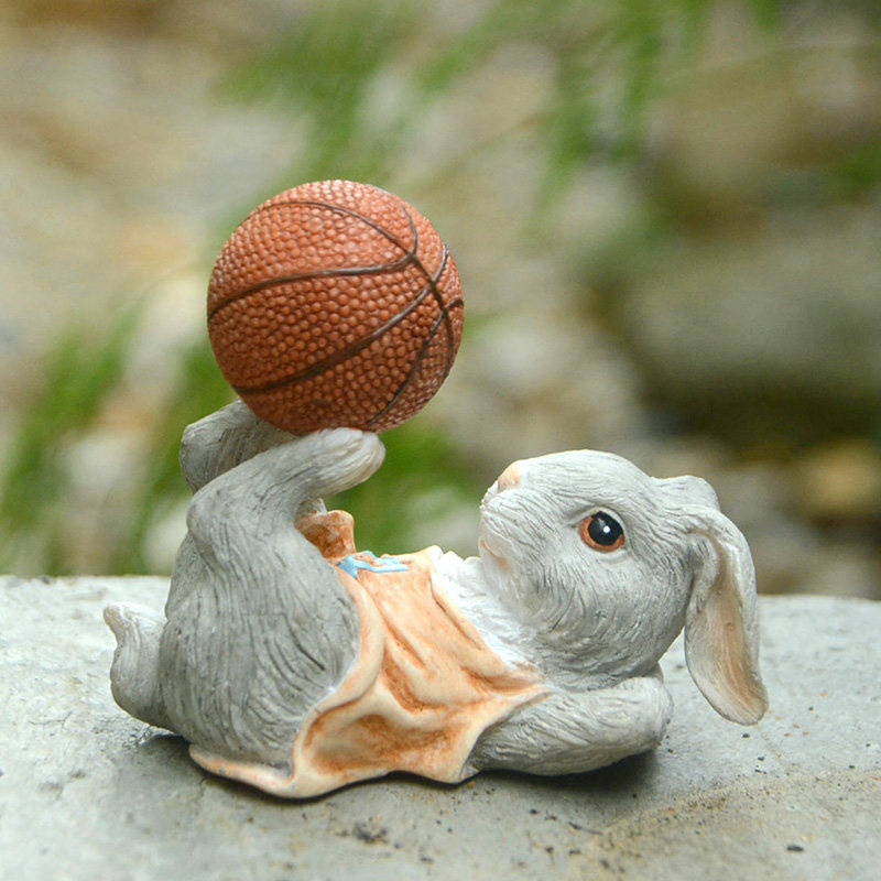创意打篮球兔子手办房间办公桌面装饰兔摆件男生女生日礼物送儿童
