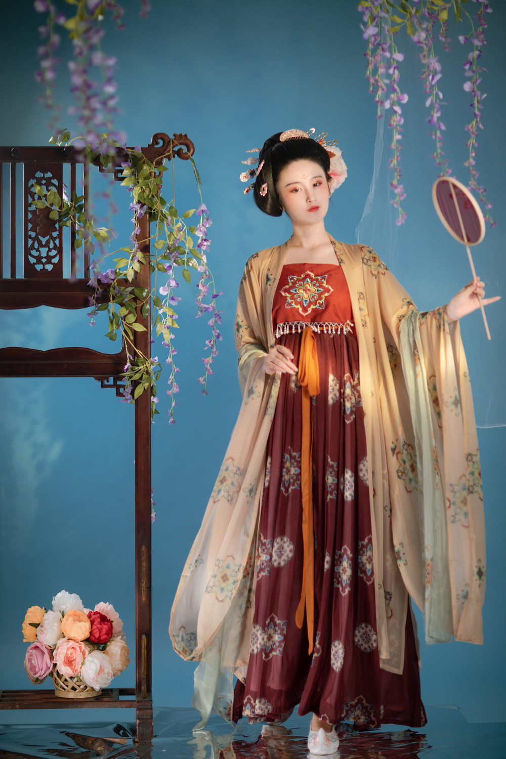 凤兰诃子原创古装汉服女唐制仕白菜夏季仙气绣花民族服装