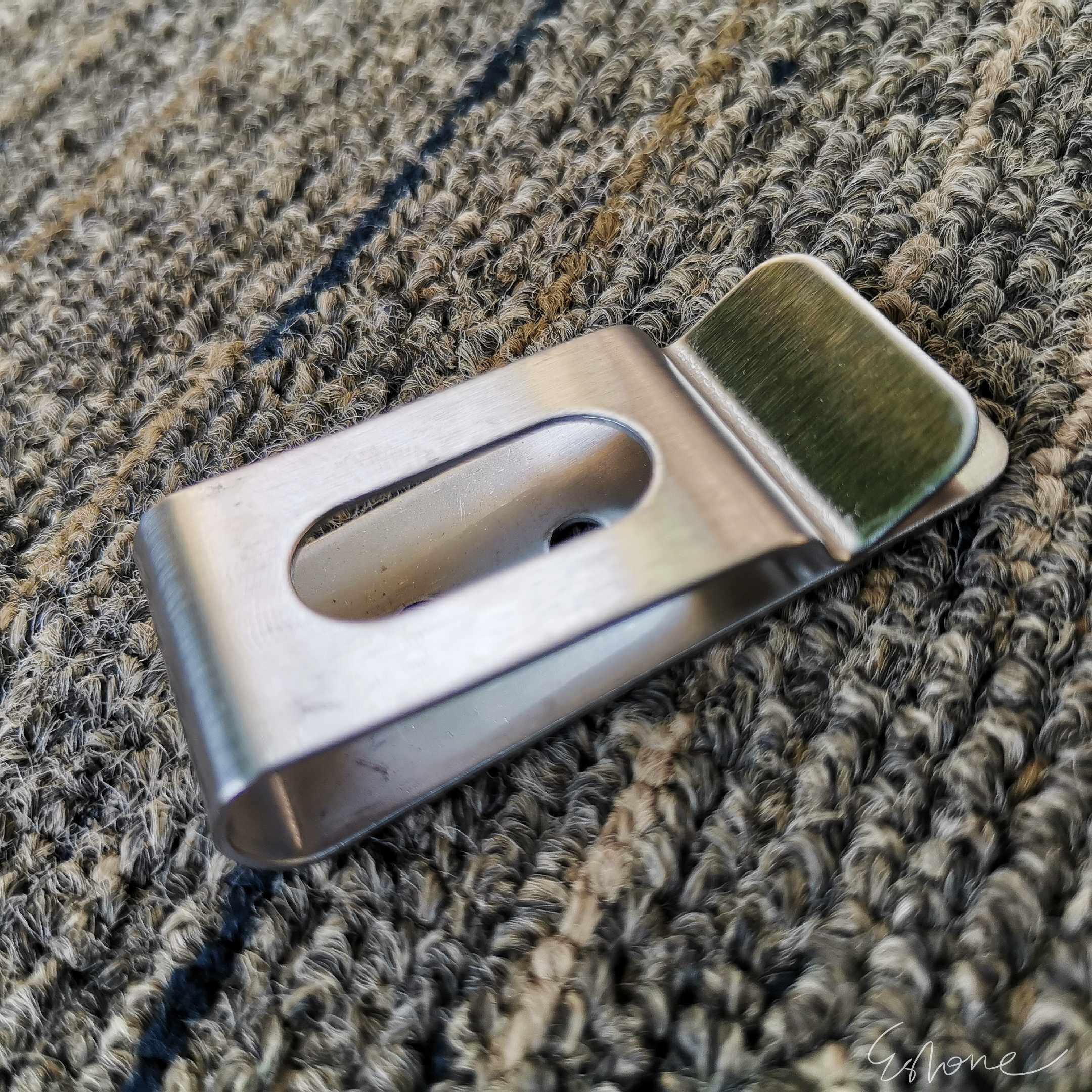 背夹腰包不锈钢皮带手机手工皮具夹子卡子腰包