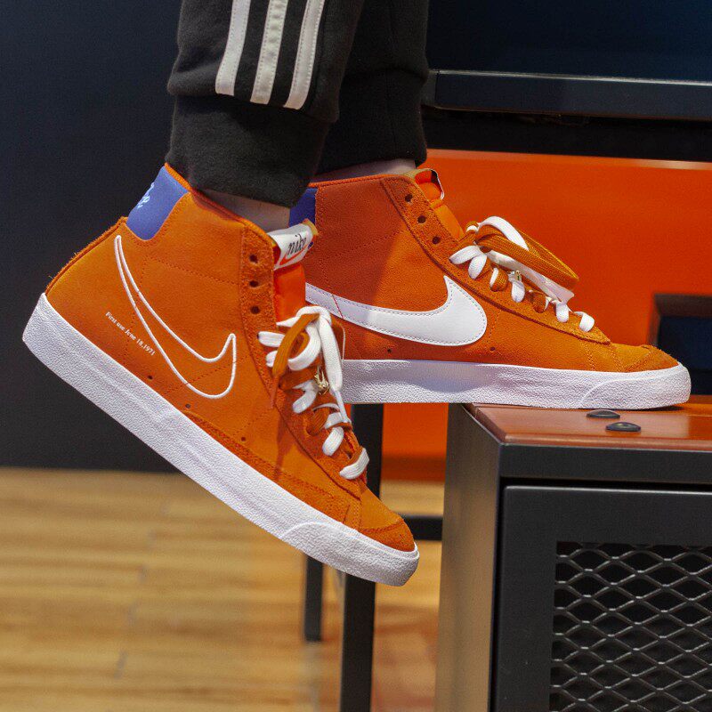 耐克高帮板鞋男2021新款blazermid开拓者运动运动休闲板鞋