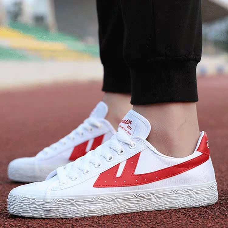 白色上海回力教育局学校指定中学生校鞋红边篮球帆布鞋