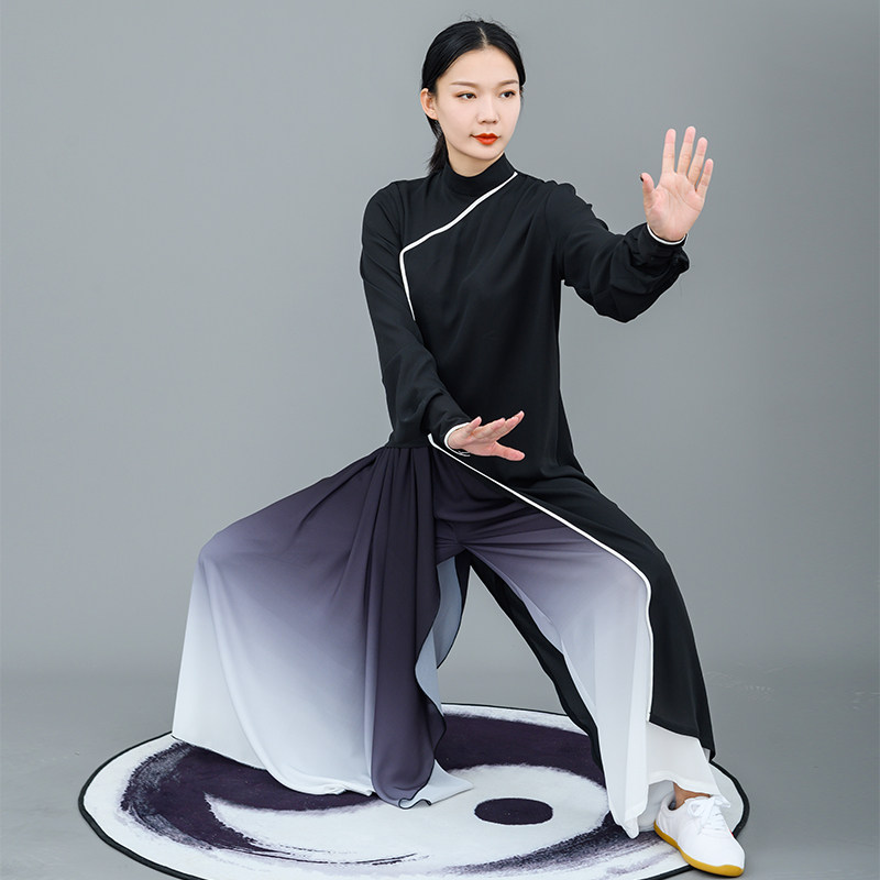 太极休闲马蕾太极新款表演武术服偏春蕾太极服