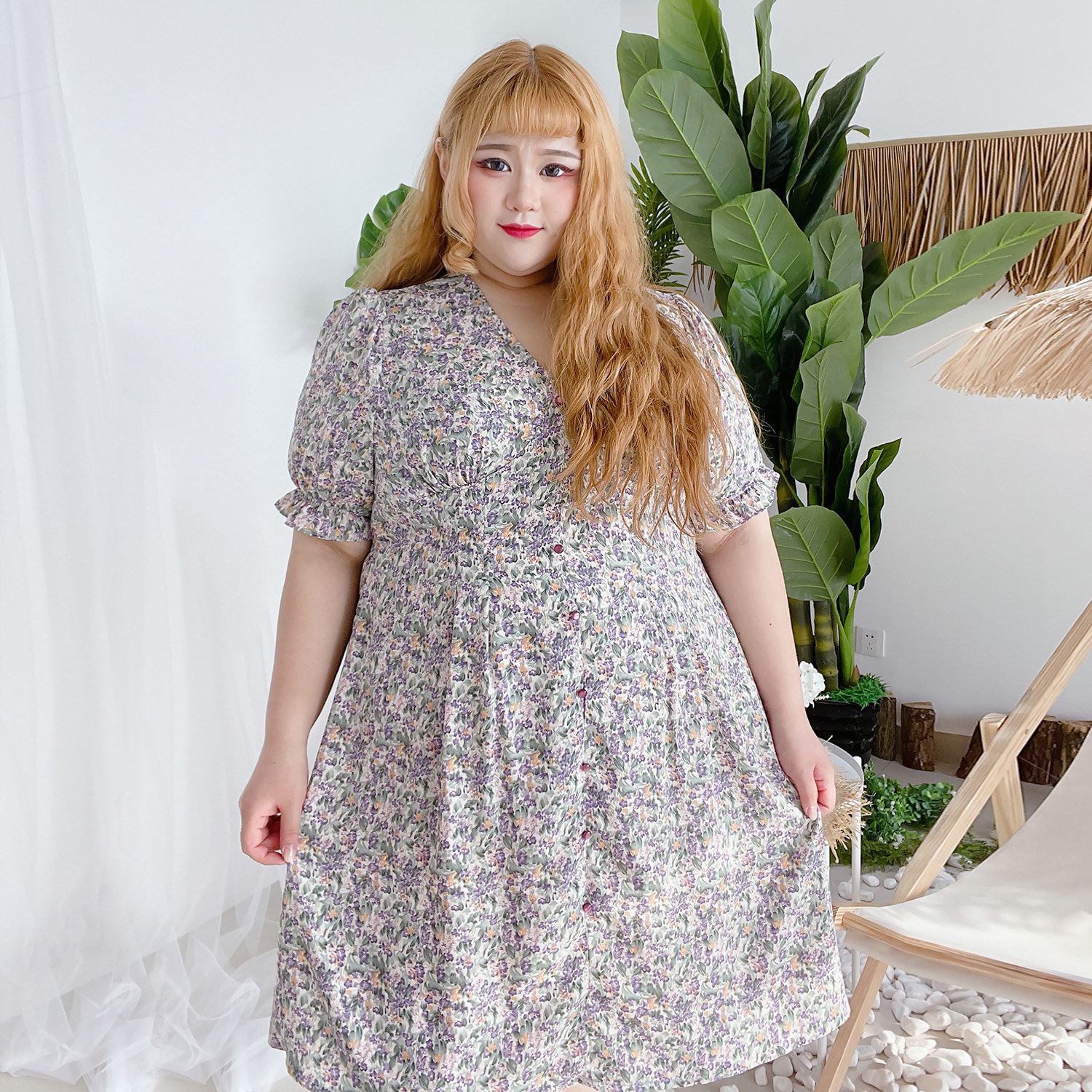 嘟嘟莹莹大码女装夏装胖妞韩版碎花甜美收腰连衣裙