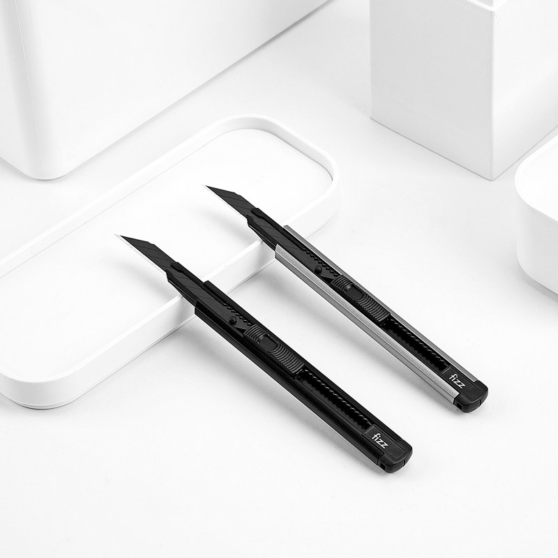 广博fizz飞兹30℃度大号美工刀刀片工业用壁纸墙纸刀手工快递开箱小号