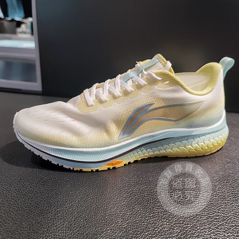 00商品标签:arms009010店铺掌柜:飞跃体育名品企业店领券优惠:5元券所