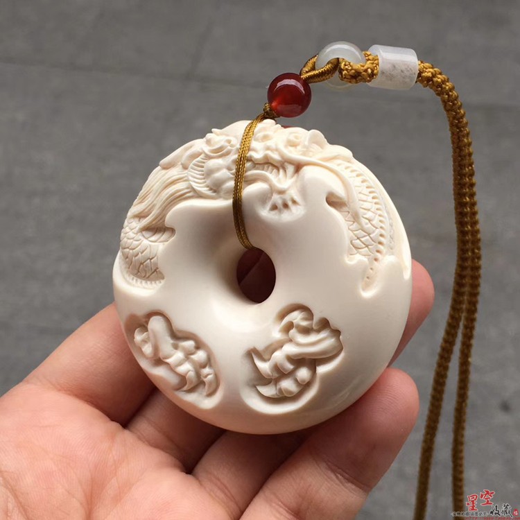琅琊阁新款猛犸猛犸象象牙隐龙面包吊坠挂件牙雕项坠