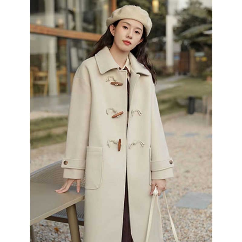 白色牛角扣毛呢外套女呢子大衣2022秋冬季新款小个子韩系冬天加厚