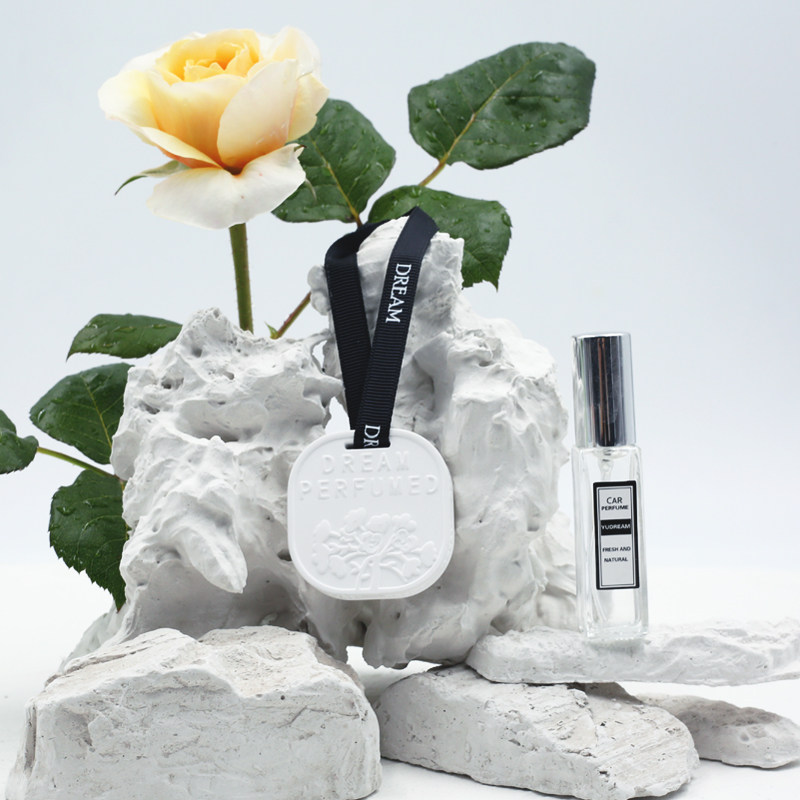 精油香薰挂件衣橱香水石膏香片香味持久衣服香薰香料