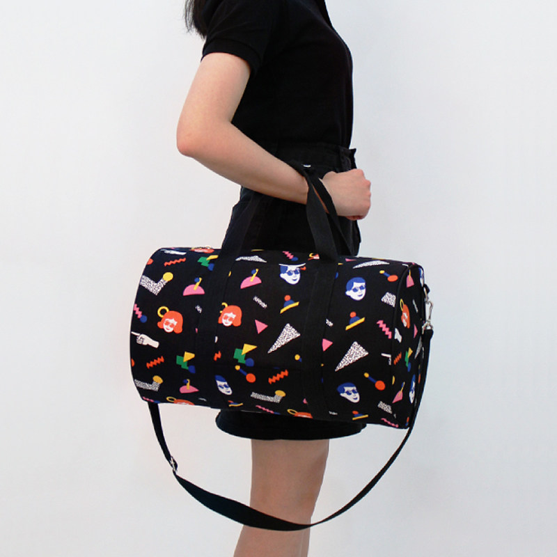 波士顿单肩运动圆筒包圆筒韩国进口健身旅行圆点通用款女包